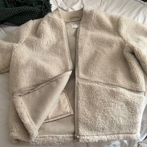 Women's Cream Sherpa Jacket